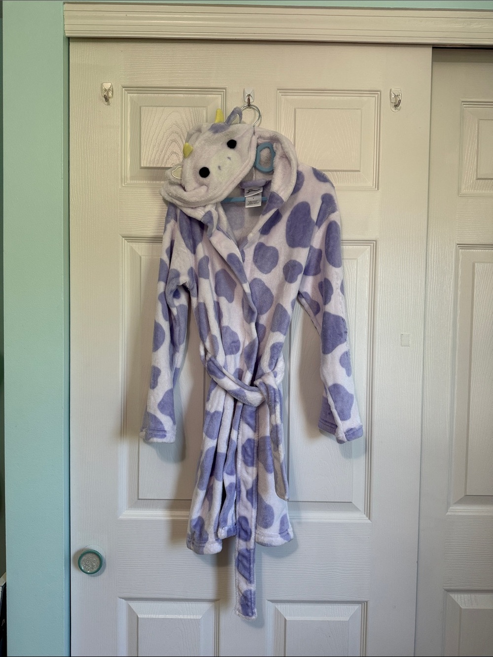 Squishmallows Lavender and White Spotted Kids Hooded Robe - Picture 2 of 7